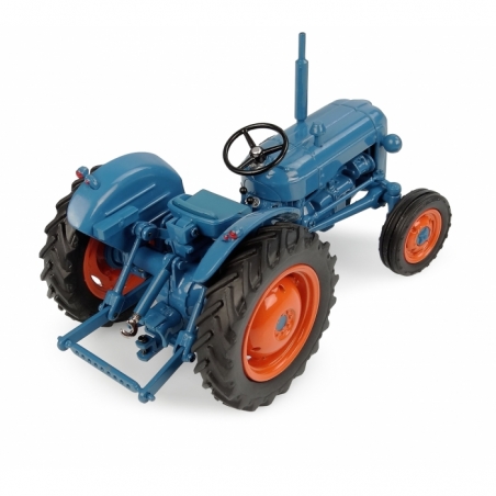 Universal Hobbies 1:32 Scale Fordson Super Dexta (1962) Tractor Diecast Replica UH6273