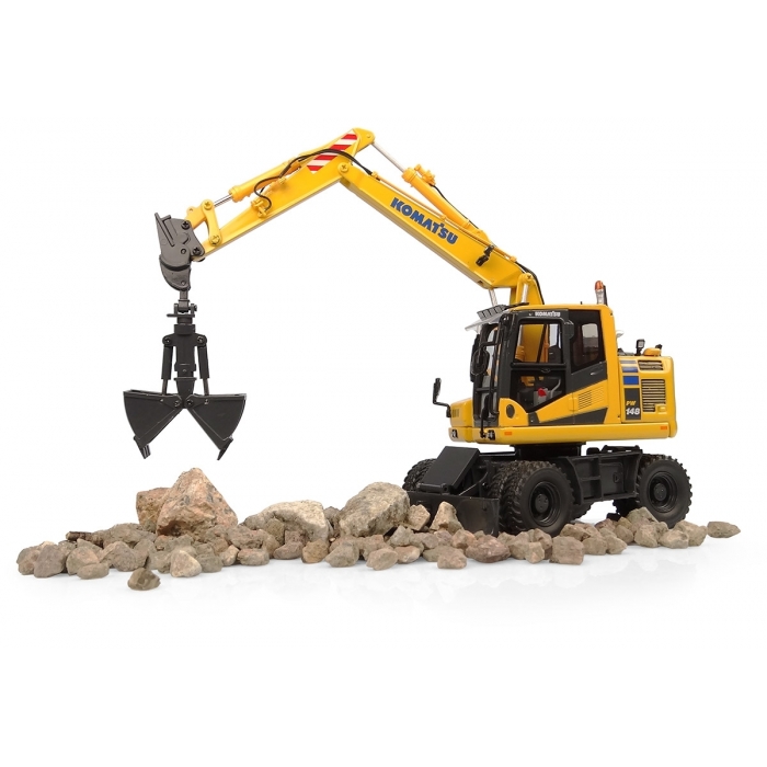Universal Hobbies 1:50 Scale Komatsu PW148-11 on wheeles with bucket and clamshell Excavator Diecast Replica UH8162