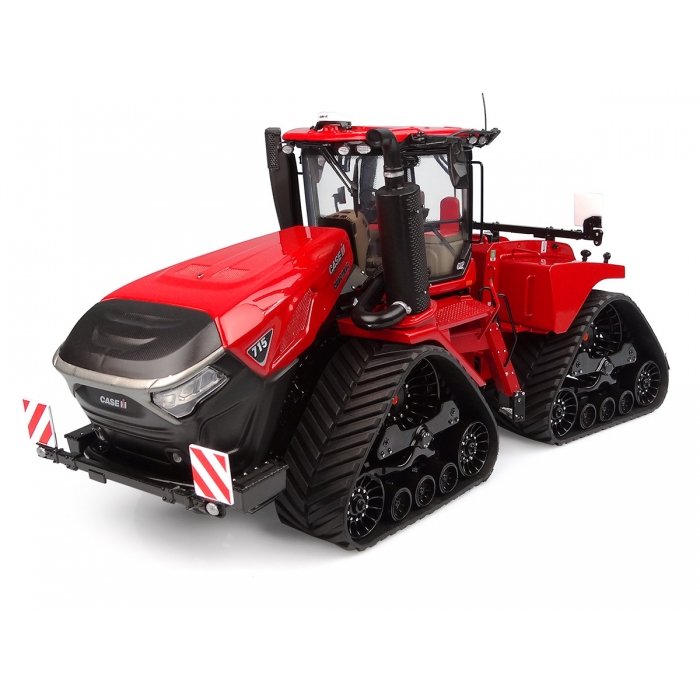 Universal Hobbies 1/32 Scale Case IH Quadtrac 715 Diecast Replica UH6654