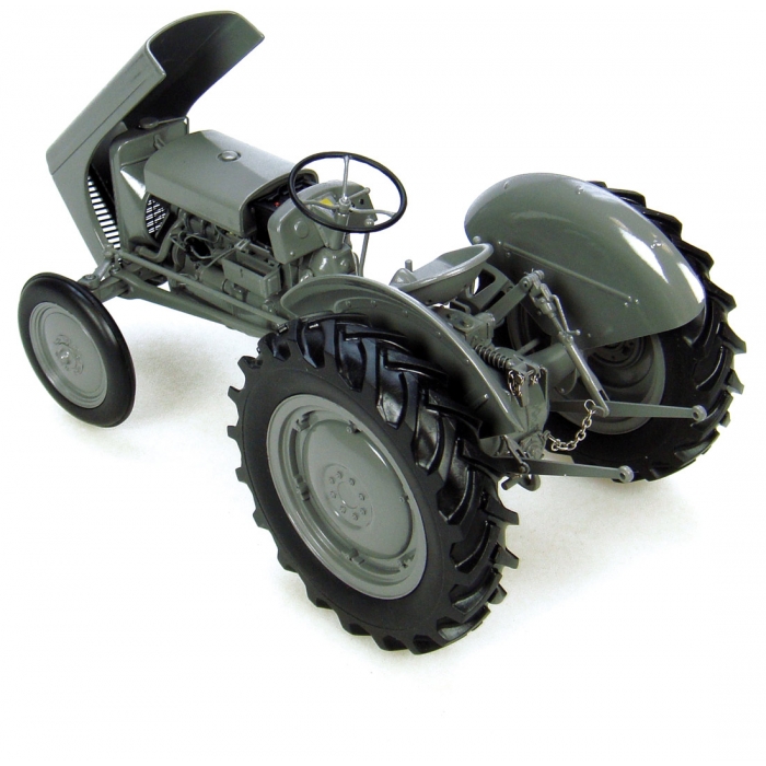 Universal Hobbies 1/16 Scale Ferguson Tea 20 (1949) Tractor Diecast Replica UH2690