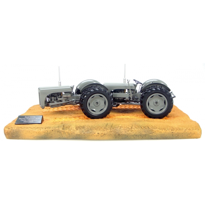 Universal Hobbies 1/16 Scale Ferguson TED-40 Tractor Diecast Replica UH2700