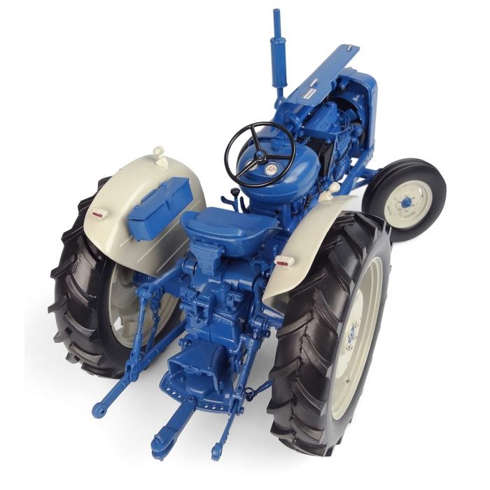 Universal Hobbies 1/16 Scale Fordson Super Major Tractor Diecast Replica UH2780