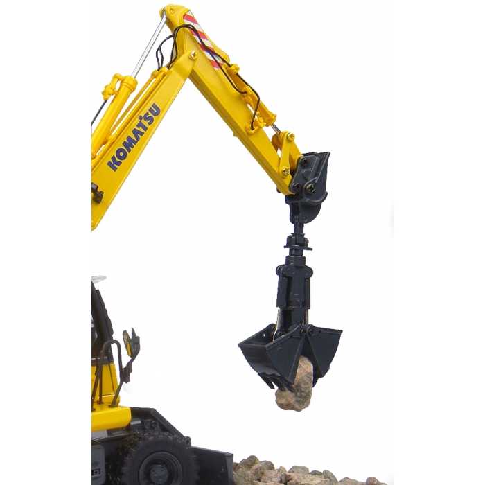Universal Hobbies Komatsu PW 148-10 Wheeled Excavator with clamshell bucket, 1:50 scale, Diecast Replica UH8100