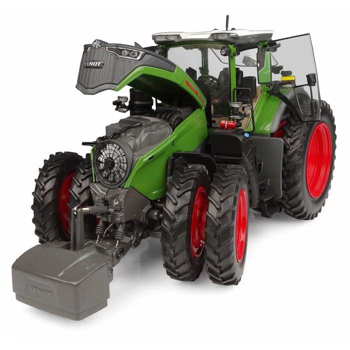 Fendt 1052 Vario Tractor US Version by Universal Hobbies in 1:32 Scale Diecast Replica UH6876